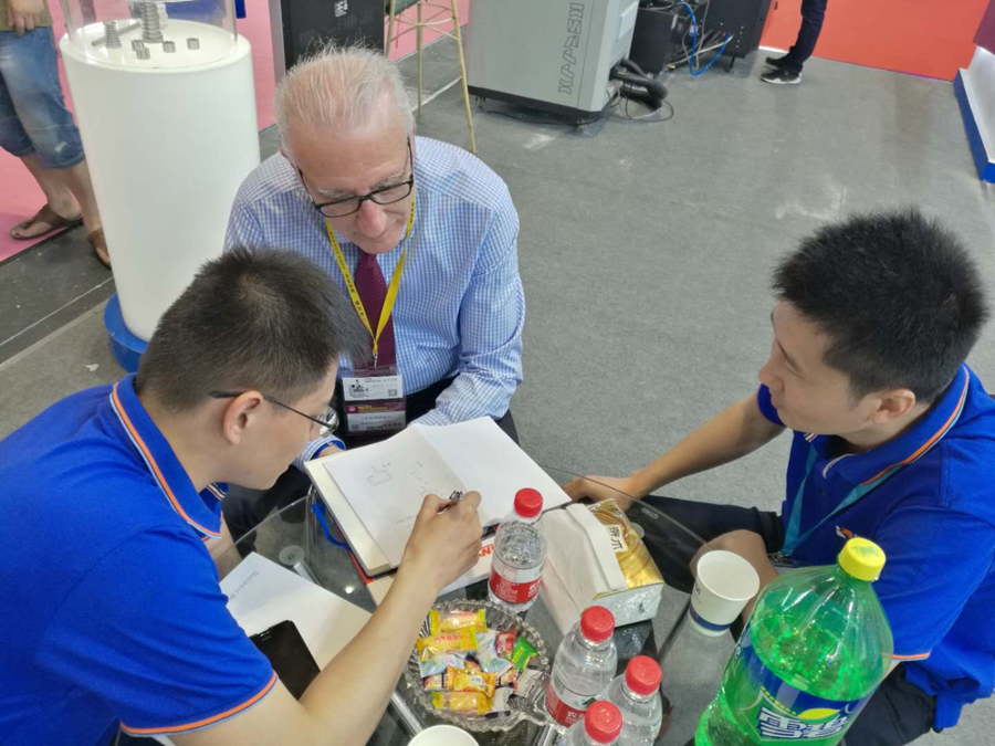 848832901.jpg 848832901.jpg